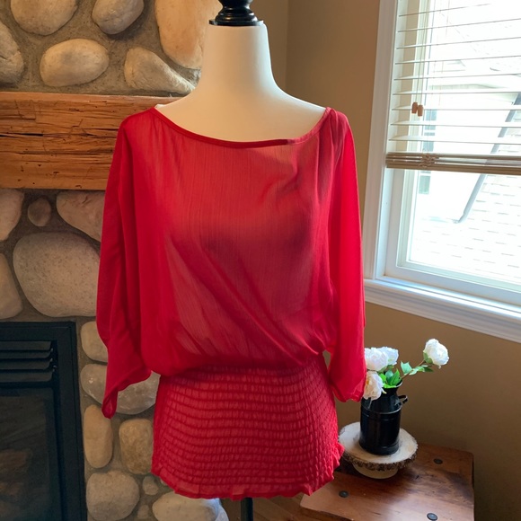 Guess Sheer blouse ( NWT) - Picture 2 of 11